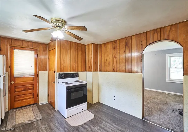 Photo 3 of Single family home for sale at 4293 Summit Rd, Norton, OH 44203 | MLS# 5238698 | Listing updated on 2026-09-25