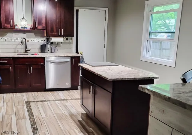 Photo 3 of Single family home for sale at 26 Edison St, Oberlin, OH 44074 | MLS# 5226798 | Listing updated on 2026-08-22