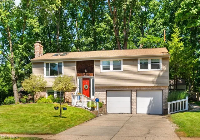 Photo 1 of Sale Pending at 4222 Leewood Rd, Stow, OH 44224 | MLS# 5238224 | Listing updated on 2026-08-24