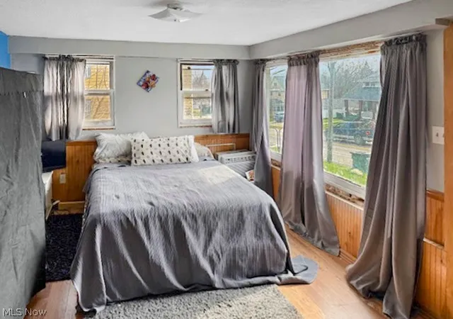 Photo 2 of Single family home for sale at 1537 Wooster Rd W, Barberton, OH 44203 | MLS# 5238098 | Listing updated on 2026-08-22