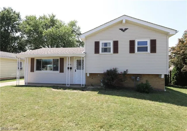 Single family home for sale at 6340 Smith Rd, Brook Park, OH 44142 | MLS# 5238866
