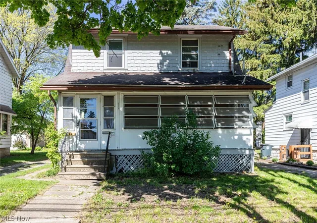 Single family home for sale at 1210 Brown St, Akron, OH 44301 | MLS# 5238934
