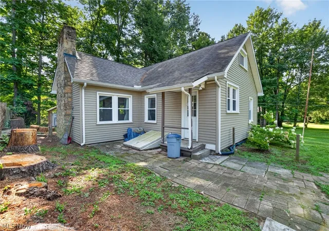 Photo 2 of Single family home for sale at 1153 Orchard Grove Dr, Geneva, OH 44041 | MLS# 5238840 | Listing updated on 2026-08-24