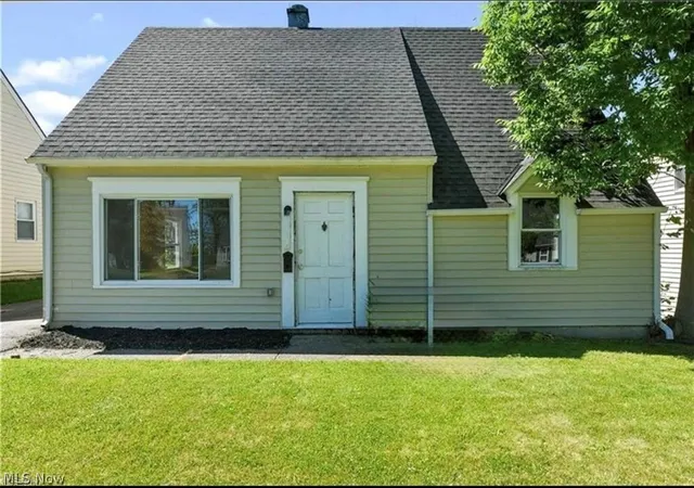 Photo 1 of Sale Pending at 20216 Butternut Ln, Warrensville Heights, OH 44128 | MLS# 5238944 | Listing updated on 2026-08-28