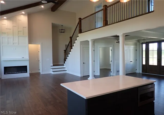 Photo 4 of Single family home for sale at 3071 Meadow Creek Dr, Aurora, OH 44202 | MLS# 5238365 | Listing updated on 2026-08-25