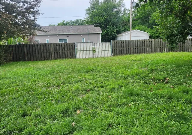 Photo 3 of Single family home for sale at 2922 Minnie Ave, Cleveland, OH 44104 | MLS# 5232926 | Listing updated on 2026-10-06