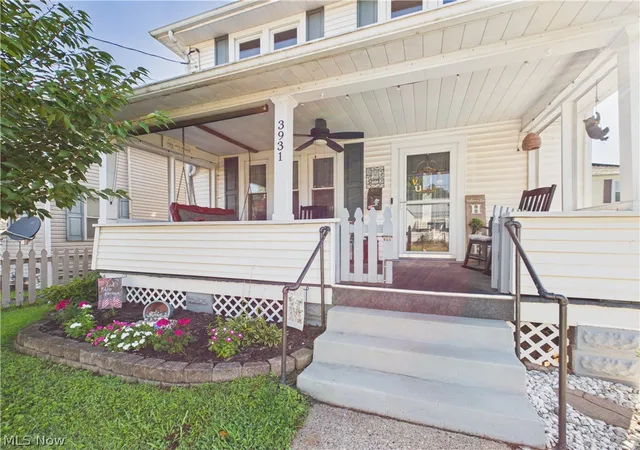 Photo 2 of Sale Pending at 3931 10th Ave, Parkersburg, WV 26101 | MLS# 5238989 | Listing updated on 2026-08-28