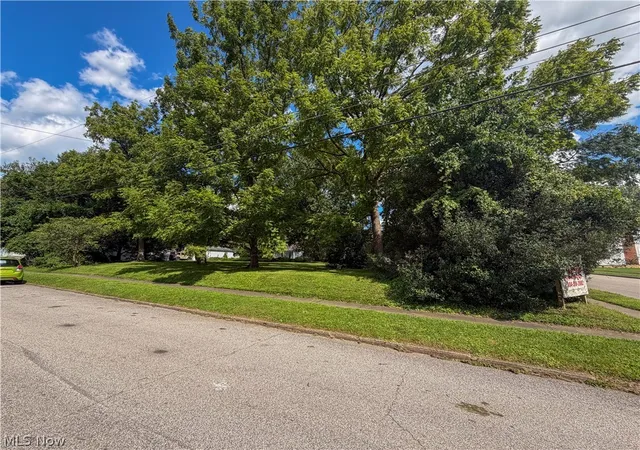 Land for sale at 2506 Vaughan Ave, Parkersburg, WV 26101 | MLS# 5239009