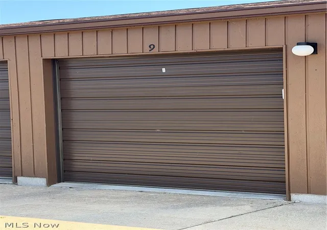 Photo 2 of Sale Pending at 33803 Electric Blvd, Avon Lake, OH 44012 | MLS# 5238587 | Listing updated on 2026-08-29