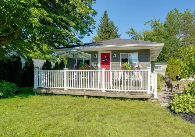 Photo 1 of Single family home for sale at 4884 Francis St, Geneva On The Lake, OH 44041 | MLS# 5239020 | Listing updated on 2026-09-01