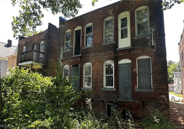 Photo 4 of Multi family home for sale at 1055 Addison Rd, Cleveland, OH 44103 | MLS# 5239065 | Listing updated on 2026-08-24