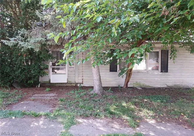 Photo 1 of Sale Pending at 210 Union Ave, Dover, OH 44622 | MLS# 5239157 | Listing updated on 2026-09-01