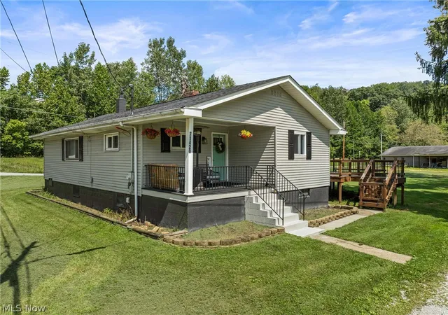 Photo 2 of Single family home for sale at 71420 Front St, St Clairsville, OH 43950 | MLS# 5239121 | Listing updated on 2026-08-26