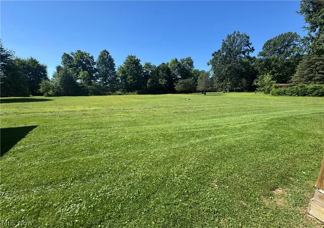 Photo 3 of Sale Pending at 5787 E Calla Rd, New Middletown, OH 44442 | MLS# 5239023 | Listing updated on 2026-08-29