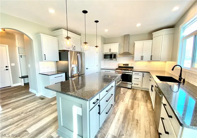 Photo 4 of Single family home for sale at 3450 Wicker St Ne, Uniontown, OH 44721 | MLS# 5239218 | Listing updated on 2026-08-25