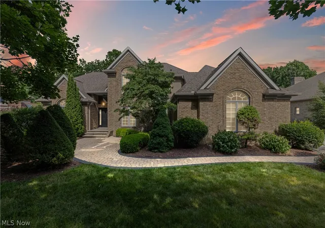 Photo 1 of Single family home for sale at 4056 Glenmoor Rd Nw, Canton, OH 44718 | MLS# 5239192 | Listing updated on 2026-09-15