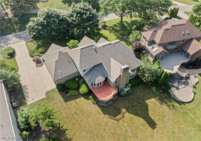 Photo 3 of Single family home for sale at 4056 Glenmoor Rd Nw, Canton, OH 44718 | MLS# 5239192 | Listing updated on 2026-09-15
