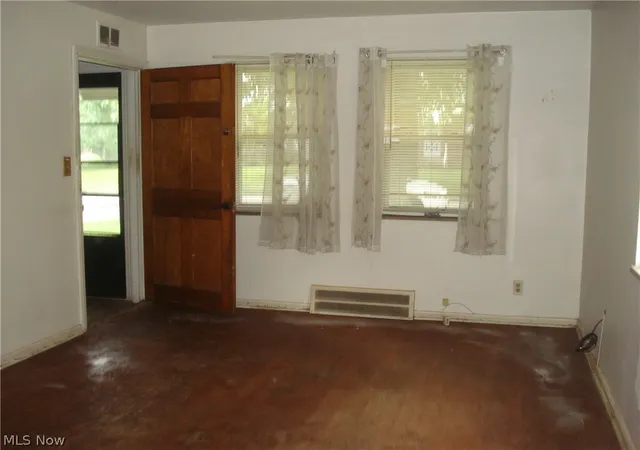 Photo 2 of Sale Pending at 21050 Crystal Ave, Euclid, OH 44123 | MLS# 5227040 | Listing updated on 2026-09-22