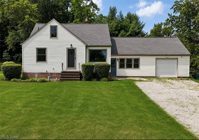 Single family home for sale at 5972 Crossview Rd, Seven Hills, OH 44131 | MLS# 5239094