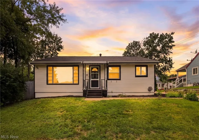 Photo 1 of Sale Pending at 294 Oxford Ave, Akron, OH 44310 | MLS# 5238920 | Listing updated on 2026-08-28