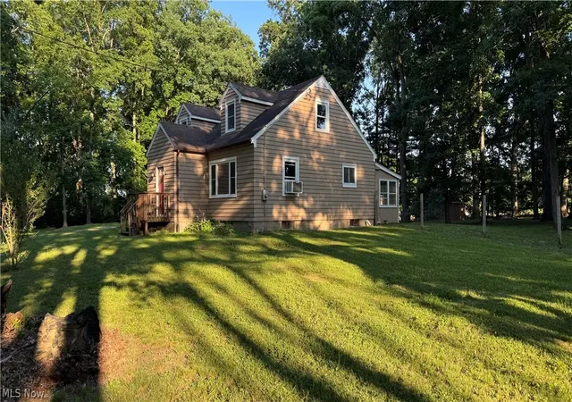 Photo 1 of Single family home for sale at 7688 Calvin Rd, Ravenna, OH 44266 | MLS# 5239114 | Listing updated on 2026-08-26