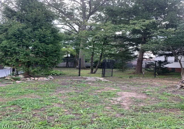 Photo 4 of Land for sale at Waterbury Rd, Lakewood, OH 44107 | MLS# 5239316 | Listing updated on 2026-08-25