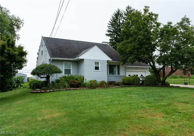 Photo 2 of Sale Pending at 1454 Hagey Dr, Barberton, OH 44203 | MLS# 5239140 | Listing updated on 2026-08-29