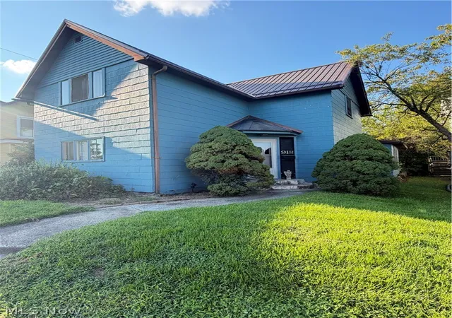 Photo 1 of Multi family home for sale at 918 Main St, Coshocton, OH 43812 | MLS# 5238909 | Listing updated on 2026-09-18