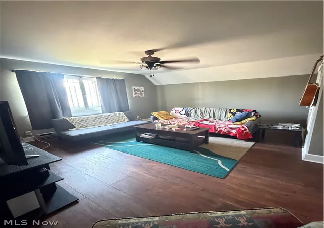 Photo 3 of House for sale at 918 Main St, Coshocton, OH 43812 | MLS# 5238909 | Listing updated on 2026-09-18
