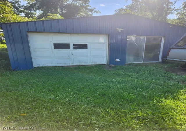Photo 3 of Single family home for sale at 3823 County Rd 16, Corning, OH 43730 | MLS# 5239371 | Listing updated on 2026-08-25