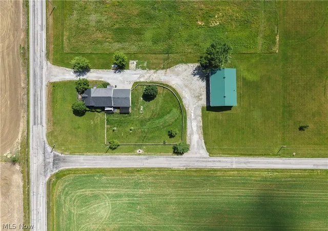 Photo 2 of Single family home for sale at 48935 State Route 303, Oberlin, OH 44074 | MLS# 5238506 | Listing updated on 2026-08-25