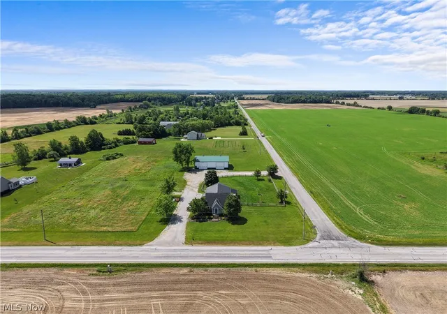 Photo 5 of Single family home for sale at 48935 State Route 303, Oberlin, OH 44074 | MLS# 5238506 | Listing updated on 2026-08-25