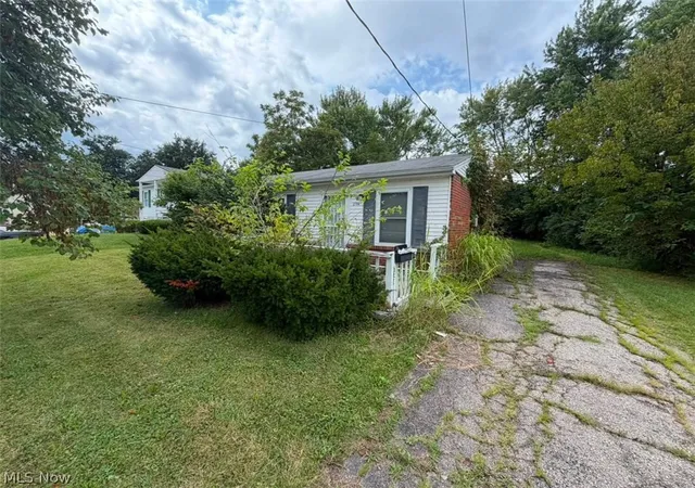 Photo 1 of Single family home for sale at 2786 Hazelton Ct, Mount Healthy, OH 45251 | MLS# 5238839 | Listing updated on 2026-08-25