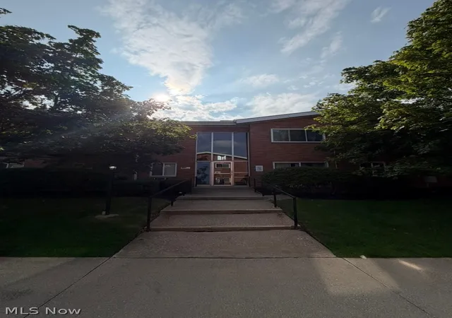 Photo 2 of Condo for sale at 441 Tollis Pkwy #255C, Broadview Heights, OH 44147 | MLS# 5236126 | Listing updated on 2026-08-25