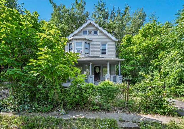 Photo 1 of Single family home for sale at 9822 Raymond Ave, Cleveland, OH 44104 | MLS# 5239374 | Listing updated on 2026-08-25