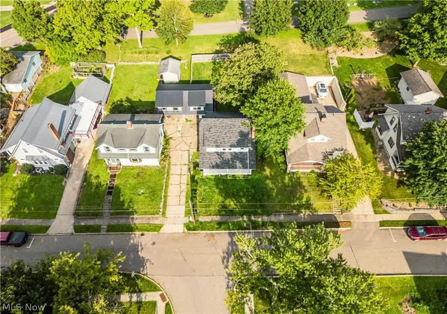 Photo 4 of Sale Pending at 109 Fairview Ave, Millersburg, OH 44654 | MLS# 5239283 | Listing updated on 2026-08-28