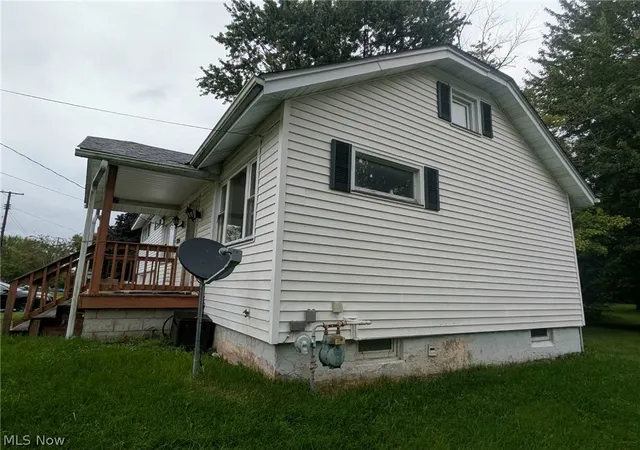 Photo 3 of Single family home for sale at 3252 Orchard Rd, Ashtabula, OH 44004 | MLS# 5238815 | Listing updated on 2026-08-31