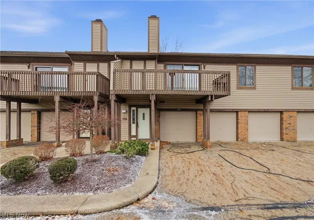 Condo for sale at 4557 Saint James Cir Nw, Canton, OH 44708 | MLS# 5239527