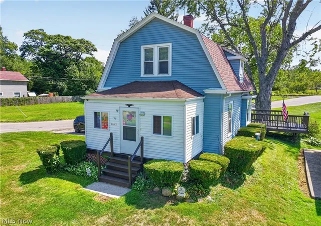 Photo 2 of Single family home for sale at 1412 Perryville Pl, Ashtabula, OH 44004 | MLS# 5239349 | Listing updated on 2026-08-25