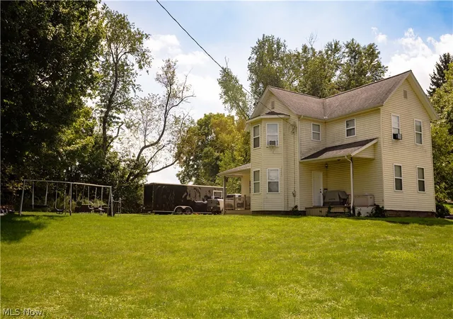 Photo 1 of Single family home for sale at 3438 Columbus Rd Ne, Canton, OH 44705 | MLS# 5239174 | Listing updated on 2026-09-24