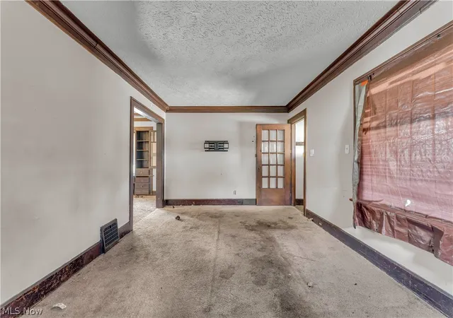 Photo 4 of Sale Pending at 845 Dayton St, Akron, OH 44310 | MLS# 5237294 | Listing updated on 2026-09-15