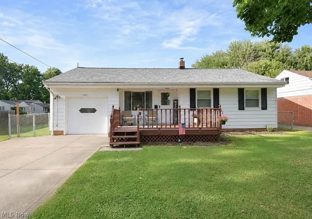 Photo 1 of Single family home for sale at 34411 Beach Park Ave, Eastlake, OH 44095 | MLS# 5238451 | Listing updated on 2026-08-31
