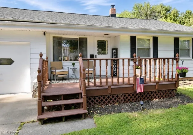 Photo 3 of Single family home for sale at 34411 Beach Park Ave, Eastlake, OH 44095 | MLS# 5238451 | Listing updated on 2026-08-31