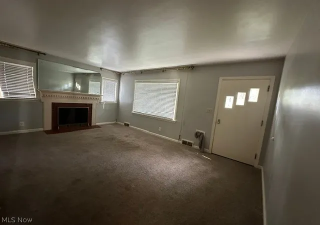 Photo 3 of Single family home for sale at 2224 Coral Sea, Youngstown, OH 44511 | MLS# 5239590 | Listing updated on 2026-10-07