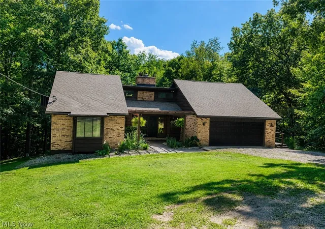 2nd image of 580 Ridgewood Blvd, Belpre, OH 45714 | MLS# 5238828