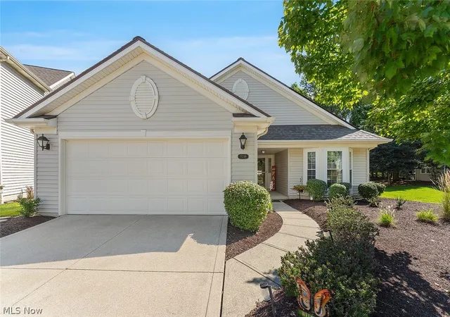 Photo 1 of Sale Pending at 15249 Oak Hollow Ln, Strongsville, OH 44149 | MLS# 5239410 | Listing updated on 2026-09-01