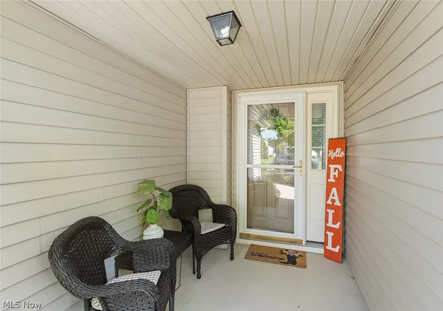 Photo 2 of Sale Pending at 15249 Oak Hollow Ln, Strongsville, OH 44149 | MLS# 5239410 | Listing updated on 2026-09-01