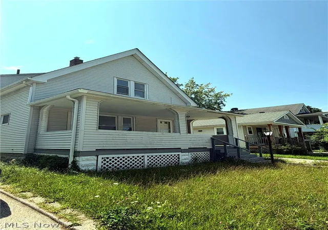 Photo 3 of Single family home for sale at 10618 Grandview Ave, Cleveland, OH 44104 | MLS# 5239655 | Listing updated on 2026-08-26