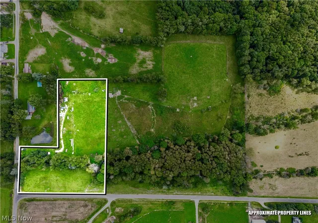 Photo 4 of Sale Pending at 6914 Westfall St Se, Waynesburg, OH 44688 | MLS# 5238375 | Listing updated on 2026-09-16
