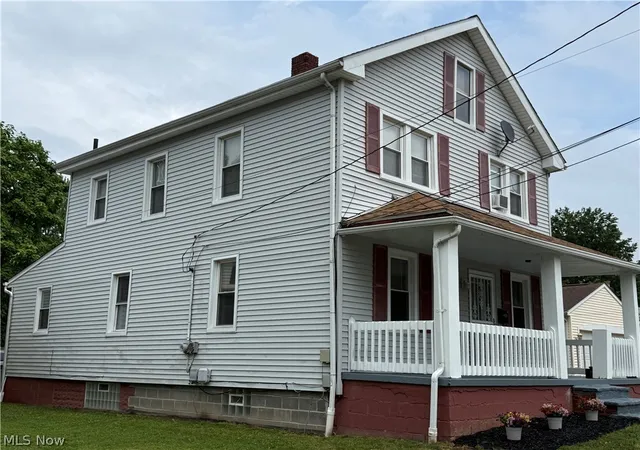 Photo 2 of Sale Pending at 1733 Robindale St, Wickliffe, OH 44092 | MLS# 5239402 | Listing updated on 2026-09-25